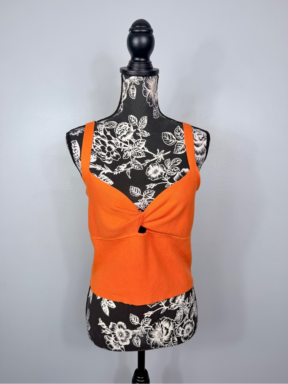 NWT Express orange ribbed soft knit crop top sweater tank size large